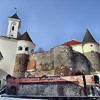 Замок Паланок в Новорічної екскурсії в Карпати